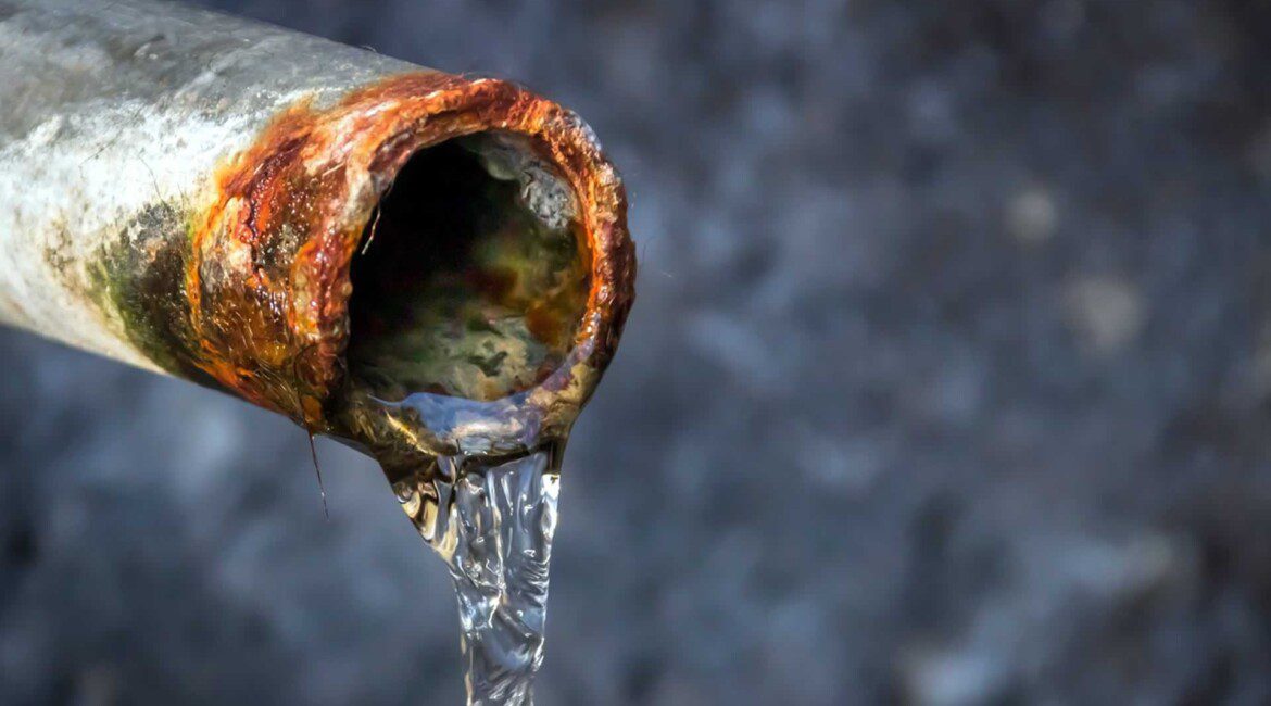 When To Repair Or Replace Your Water Pipes